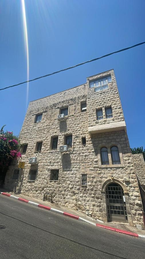 The Lion Hotel Haifa Exterior photo